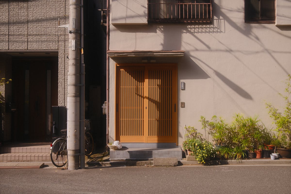 日本の家屋の玄関——スマートロックで安心の出入り口に