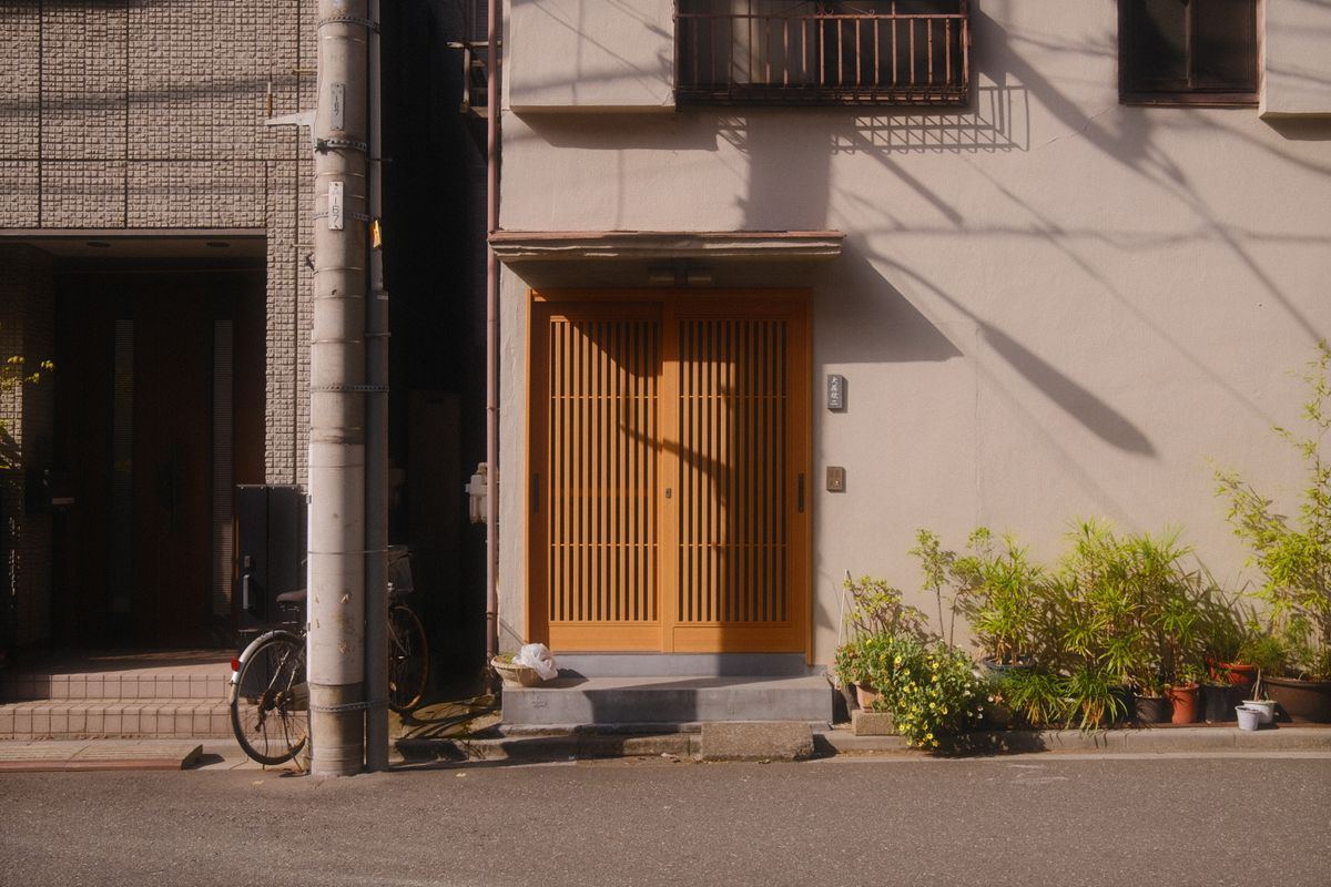 親の家の玄関ドア